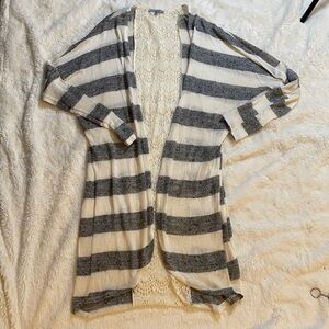 Charlotte Russe‎ Cardigan